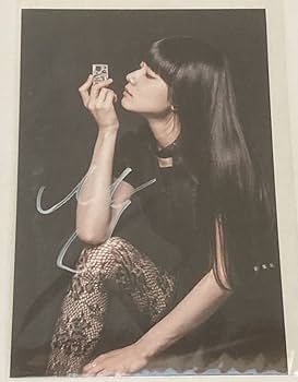 【BAND-MAID】　サイン入り　MISA ポスター　A2サイズ　バンドメイド Amazon.co.jp: 絶版 BAND-MAID 生写真サイン付きミサ MISA