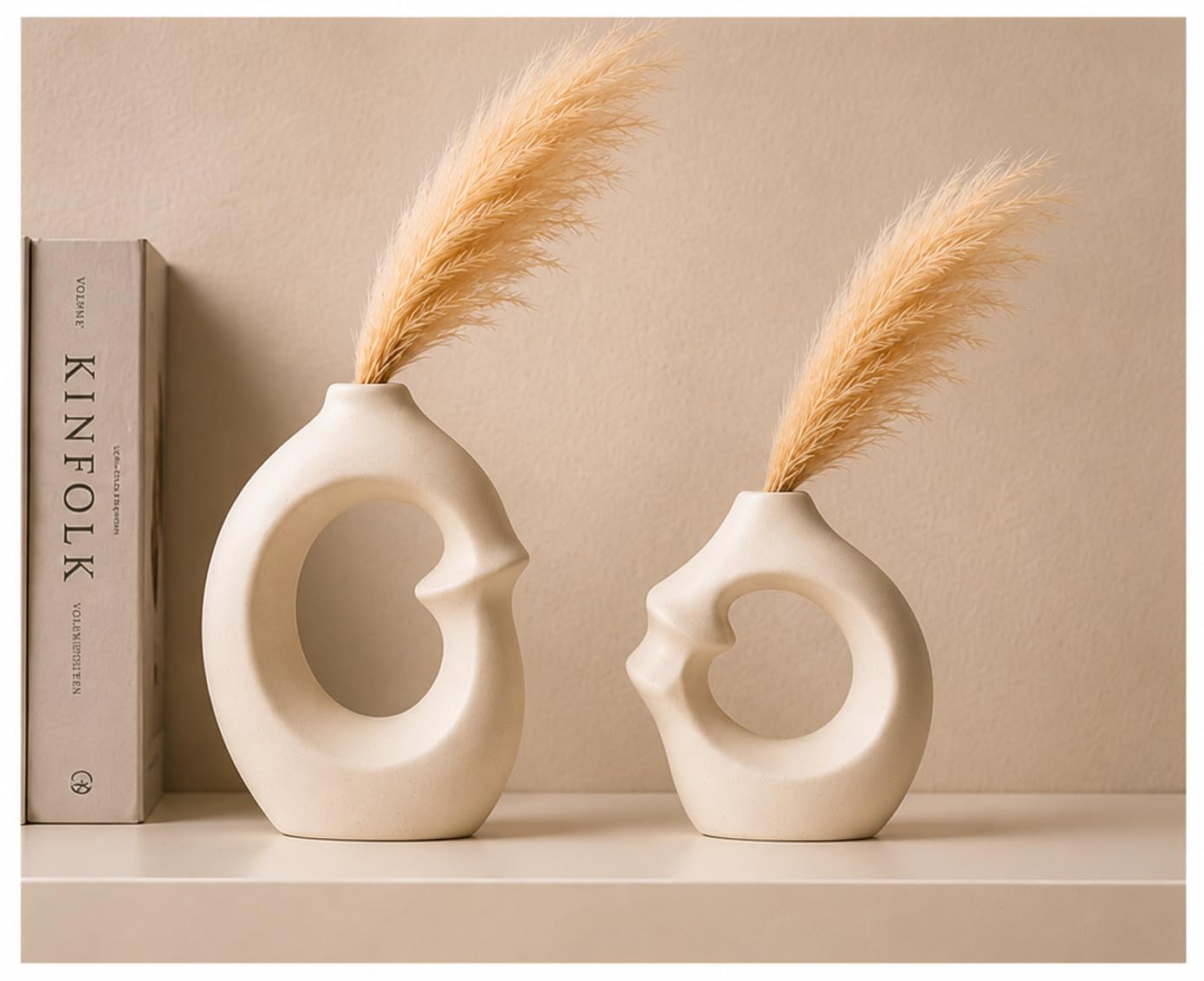 Como Boho Vase Set with 2 Pampas – Modern Ceramic Hollow Donut Vases for Home Decor, Neutral Minimalist Table Centerpiece, Rustic Farmhouse Shelf Decoration, Beige Nordic Aesthetic Gift Set