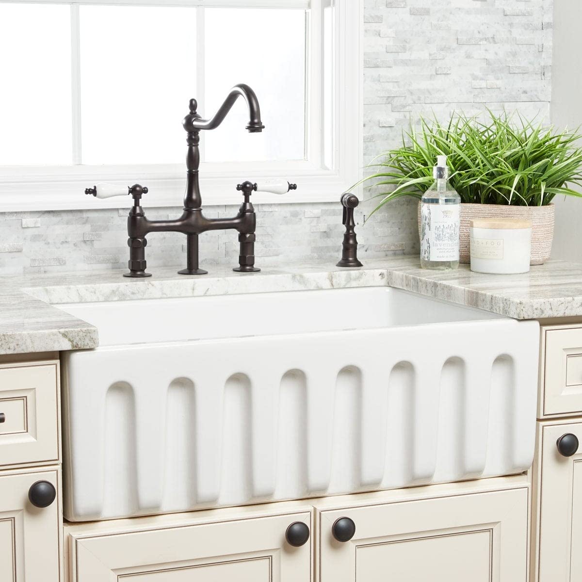 Xmas　sale！　ホーローファウンテン　　ウォータータンク&ベイスン Vintage Tub & Bath 48 Inch Cast Iron High Back Farm Sink