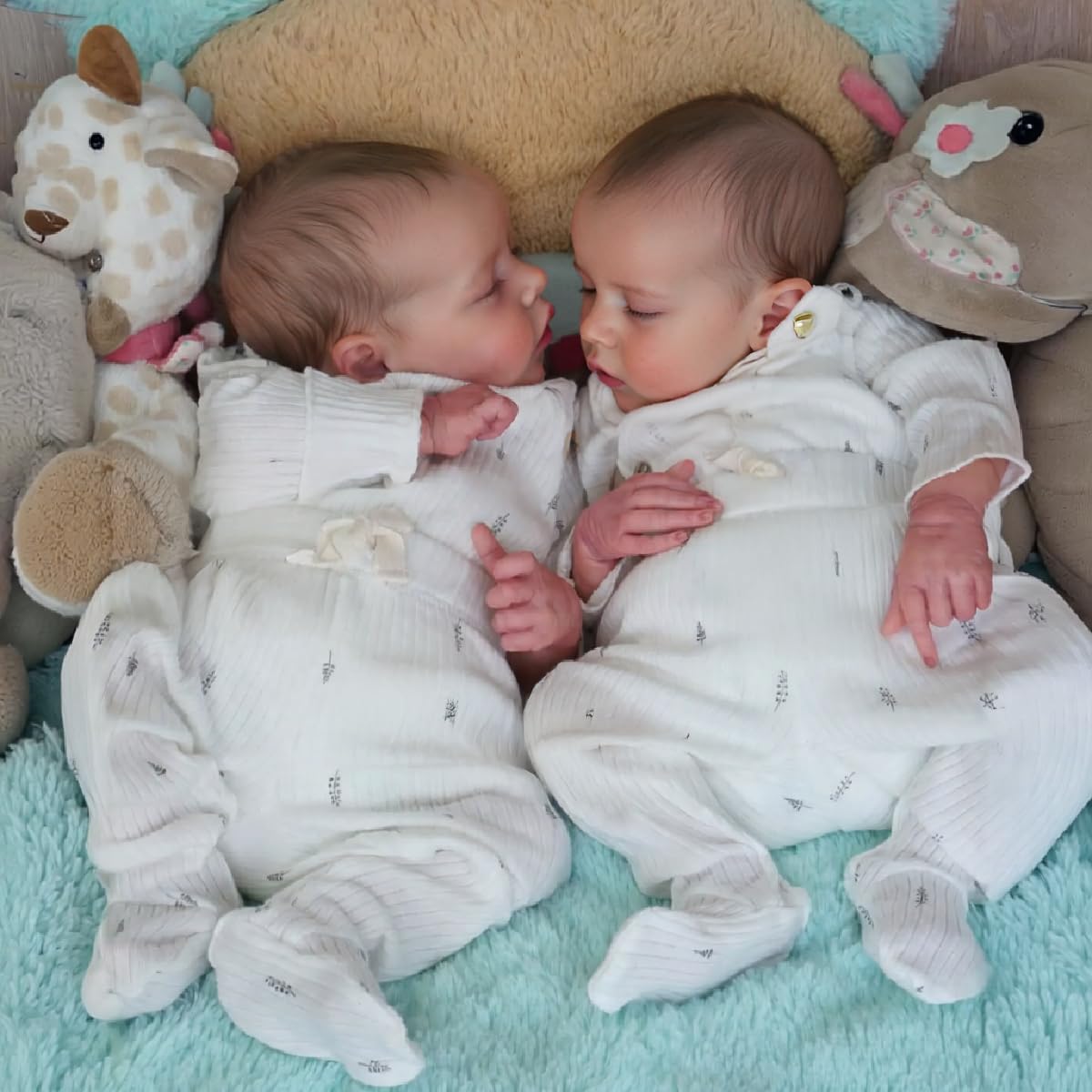 RXDOLL Reborn Baby Dolls Twins Silicone Full Body Vinyl Girls 45,7 cm Lifelike Full Silicone Baby Dolls che sembrano Real Life Baby Doll Twins Girls Addormentato Bambole appena nate