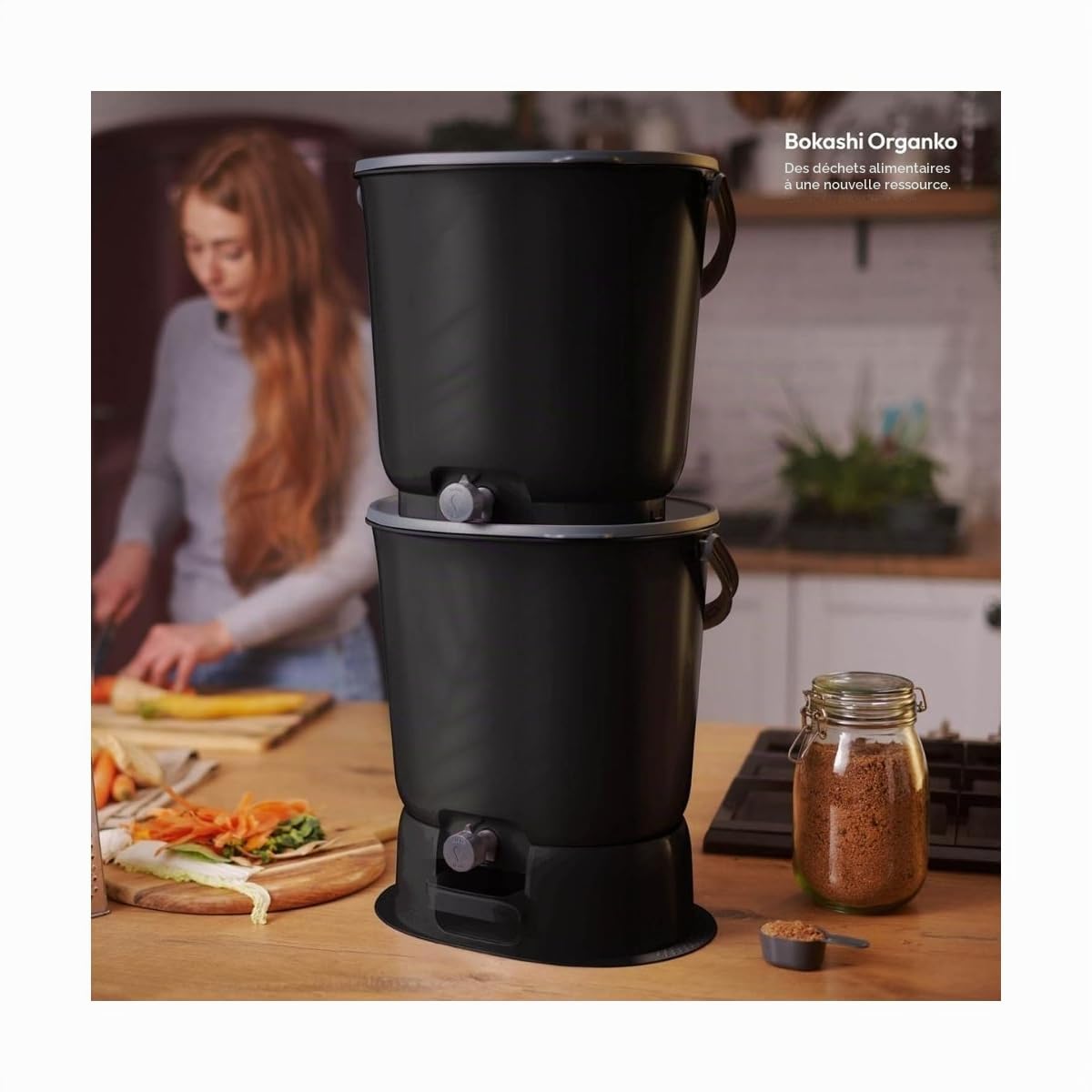 Skaza- Composteur de Cuisine en Plastique Recyclé - BOEssential Set+Base 15,3L Noir et Gris