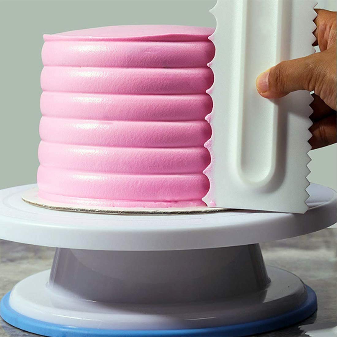 Decorating Comb and Icing Smoother Set of 4 Pack Decorating Mousse Butter Cream Cake Edge Tools, Plastic Sawtooth Cake Sc Polisher 8 Design Textures