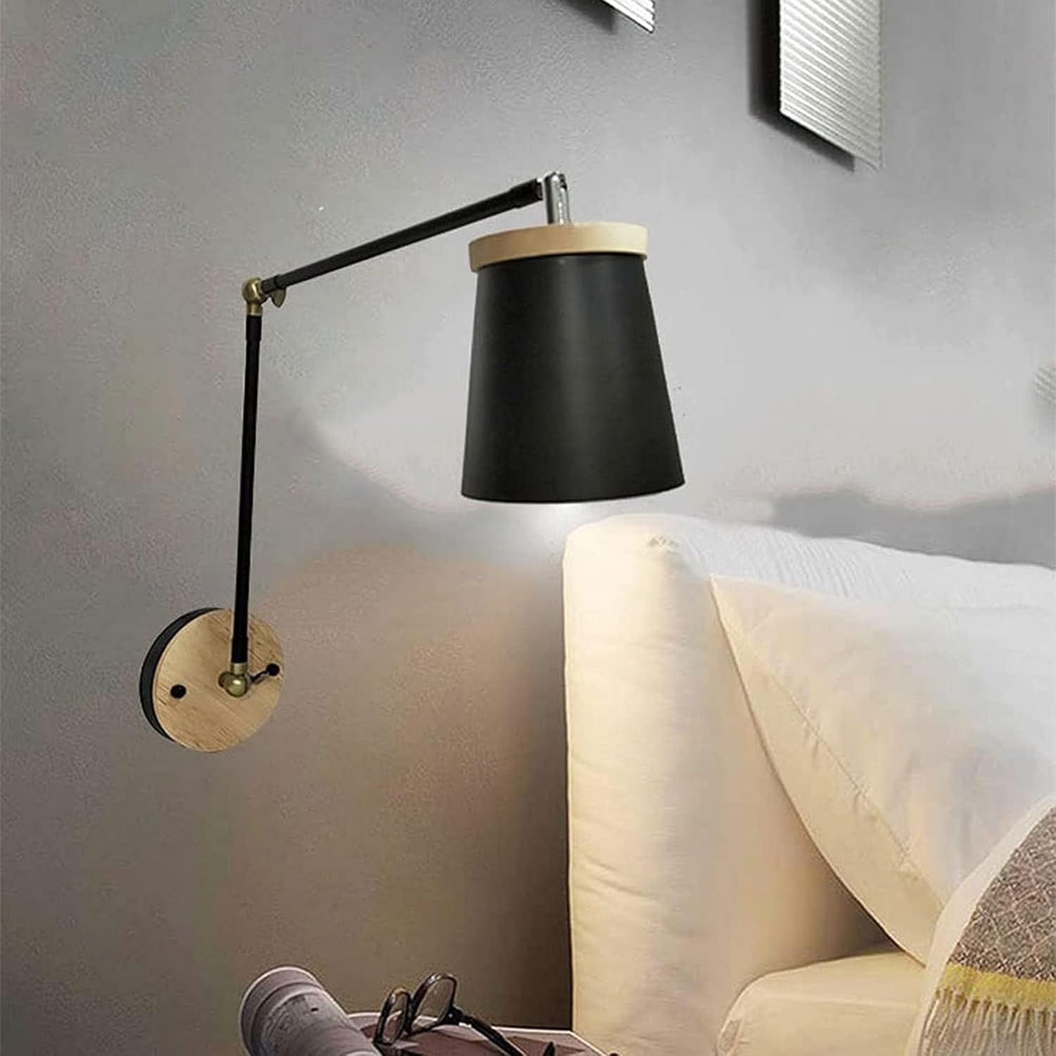 Applique murale à bras pivotant moderne et lampe réglable noire pour chambre