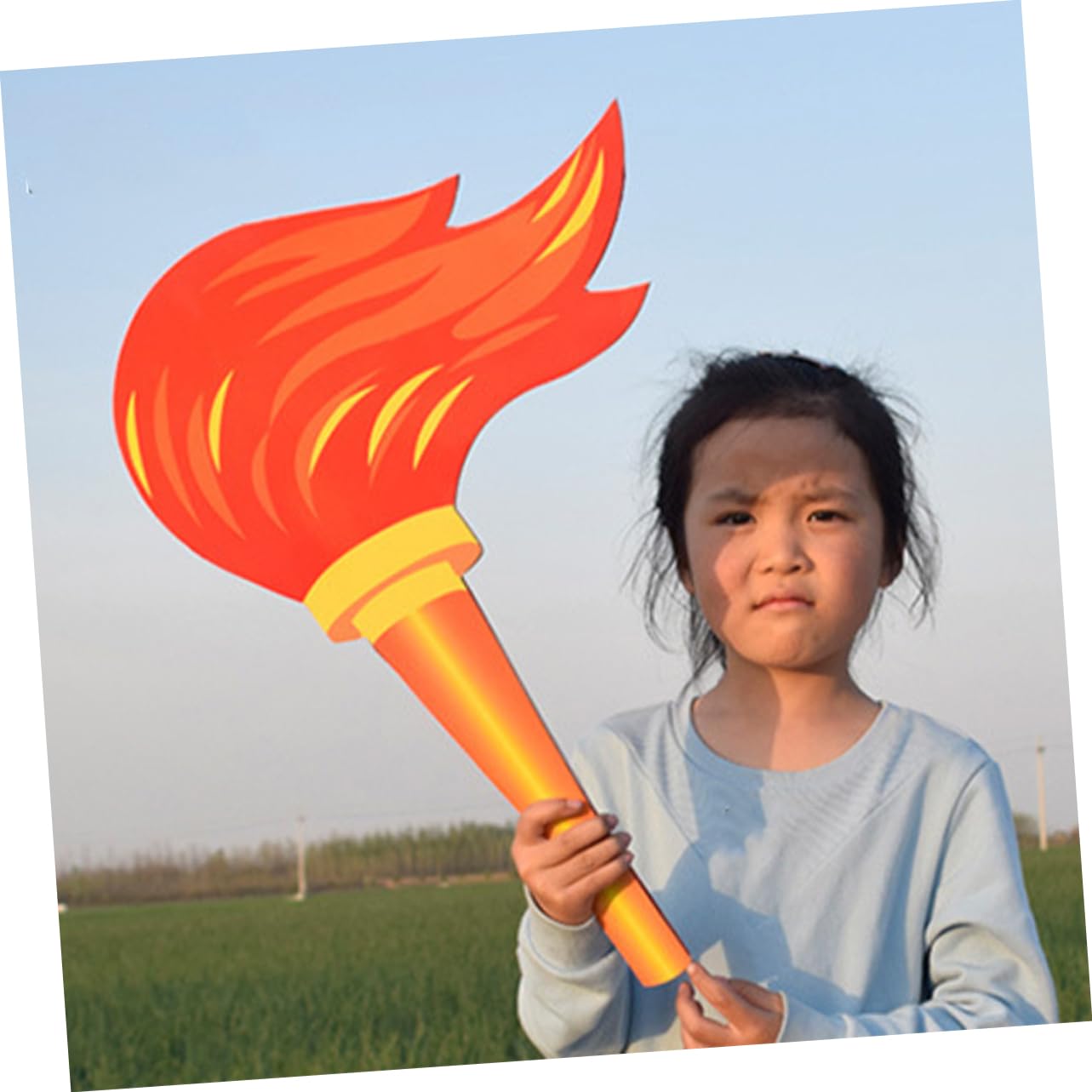 INOOMP Realistic Artificial Flame Torch Props 2pcs Handheld Props for Party Games Outdoor Toys