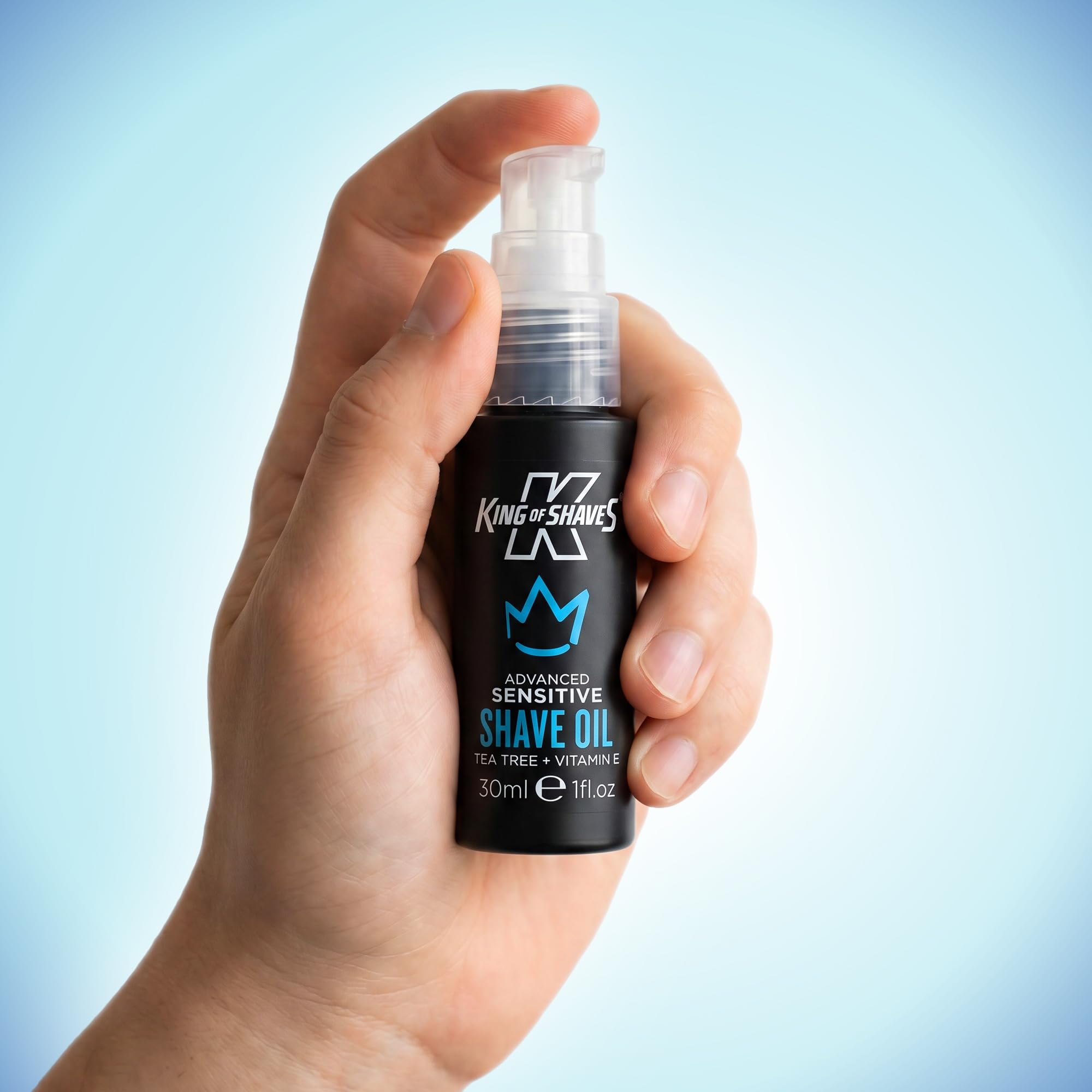 King of Shaves Advanced Sensitive Rasieröl Teebaum & Vitamin E 30ml klare Formel ohne Schaum reduziert Rasurbrand empfindliche Haut Reisegröße