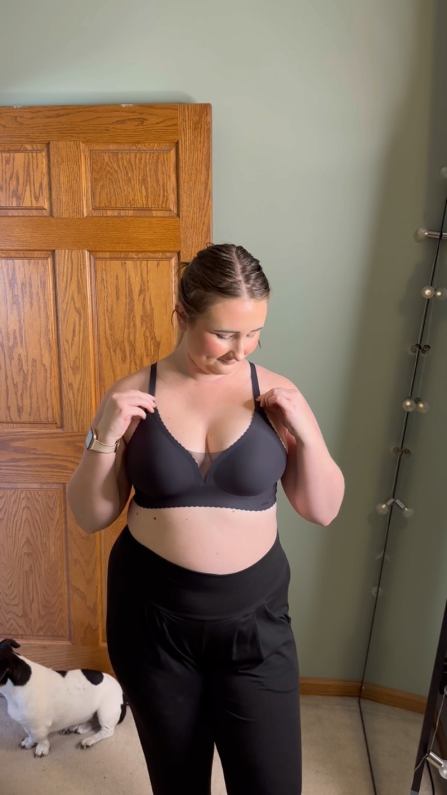 Seamless and Wireless bra that are Comfortable  