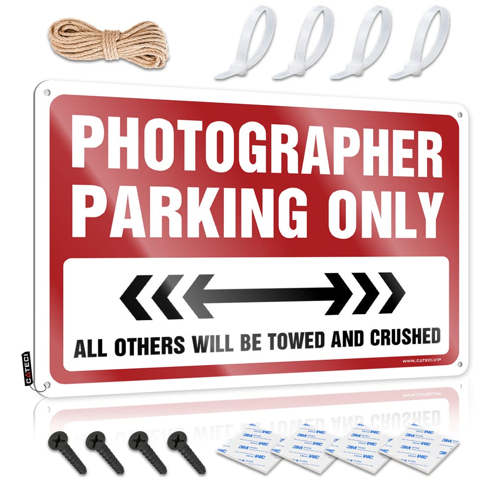IBWNBBUSN Mancave Signs And Decor Photographer Parking Only Tin Sign Funny Patio Signs Sports Bar Decor(20X30CM)