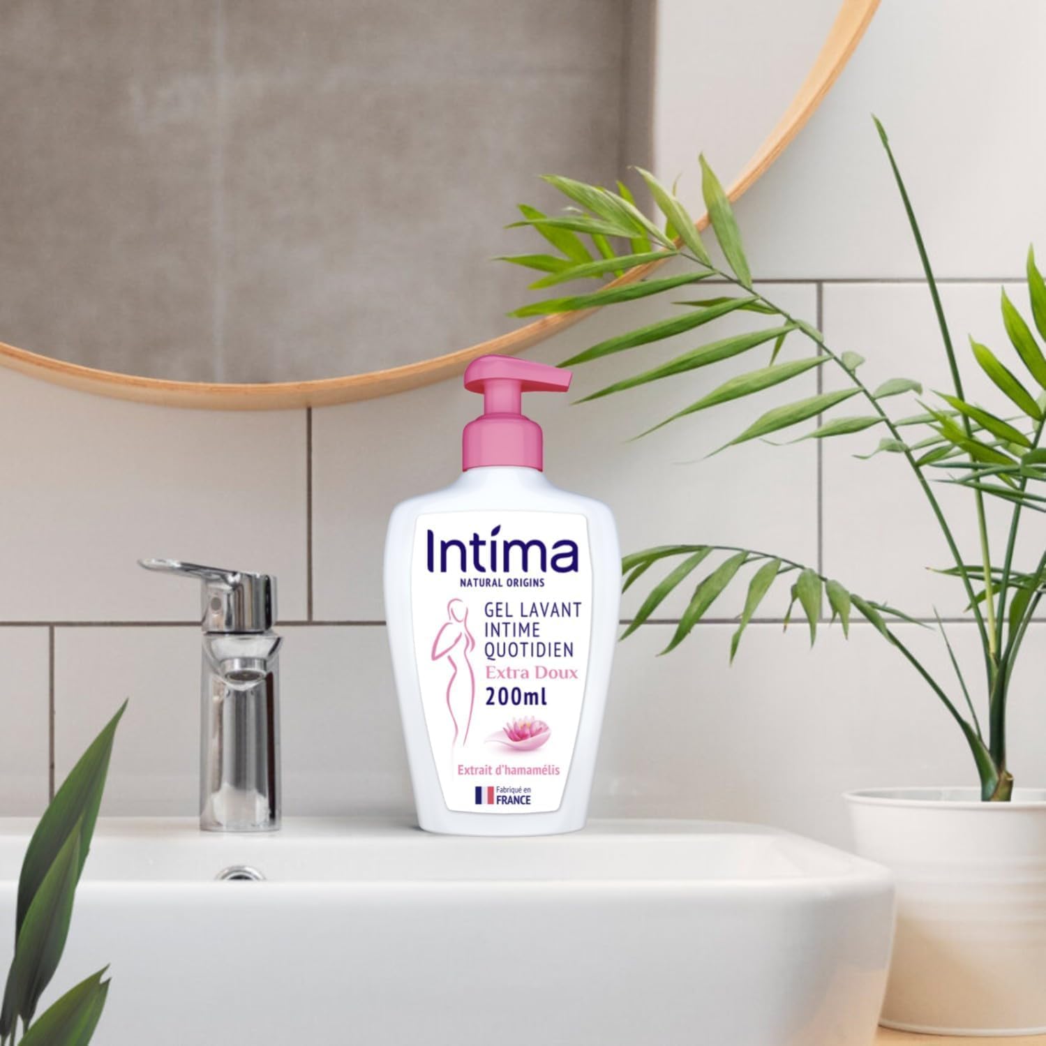 Intima - Lot de 12 Gels Intime Femme Natural Origins - Gel Extra Doux - 97% naturels - 12x200 ml