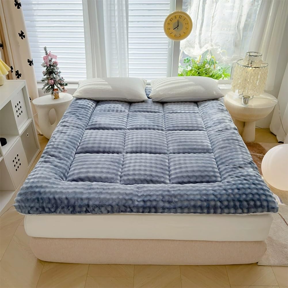 Japanese Futon Mattress,2025new Extra Thick Faux Wool Finish Fluffy Floor Futon Mattress, Super Soft Roll Up Tatami Mat, Foldable & Portable Floor Bed Sleeping Pad(Blue,200x220cm/King)