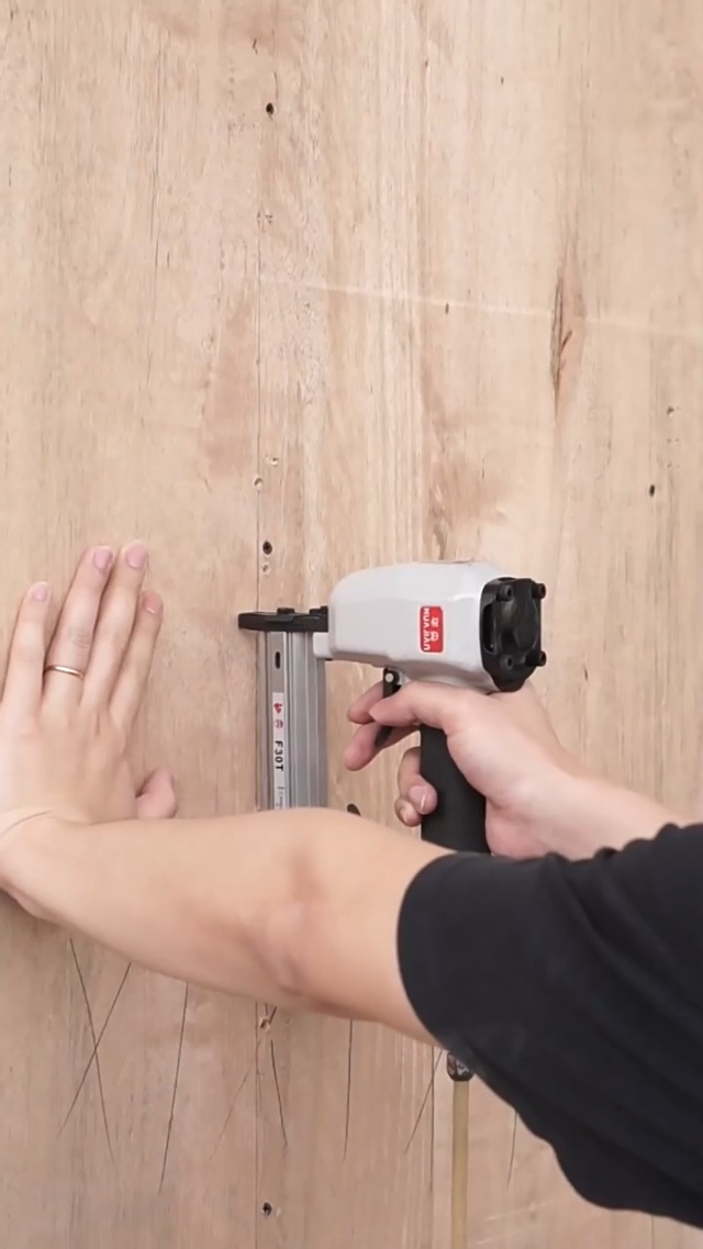 Pistola Pneumatica Kamsin KT50 - Estrattore Di Chiodi Per Legno, Ideale Per Riciclo Pallet E Pavimenti