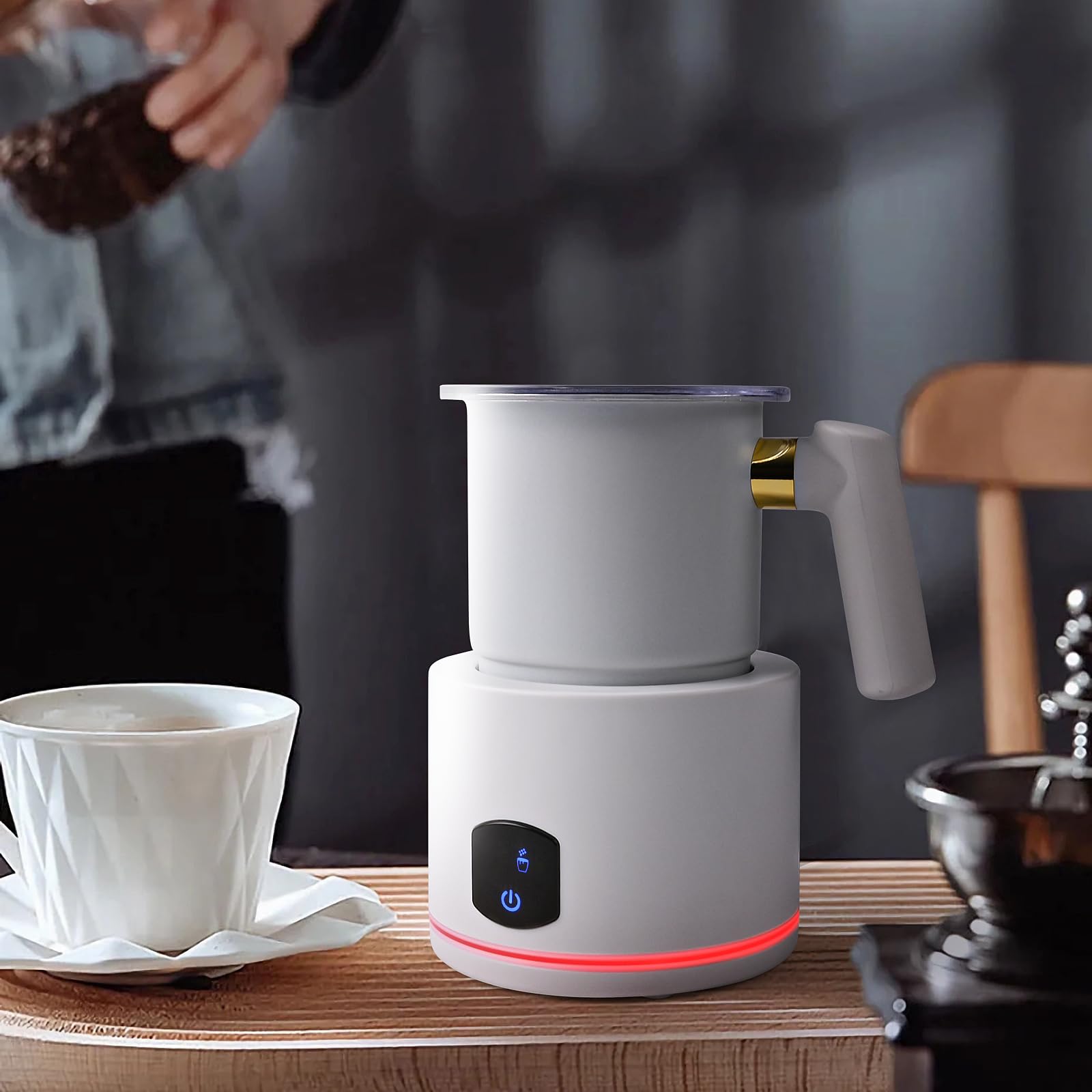 Elektrische melkopschuimer 4-in-1, elektrische melkopschuimer voor koud en warm opschuimen voor macchiato cappuccino cacao, met antiaanbaklaag, 500 W, 240 ml