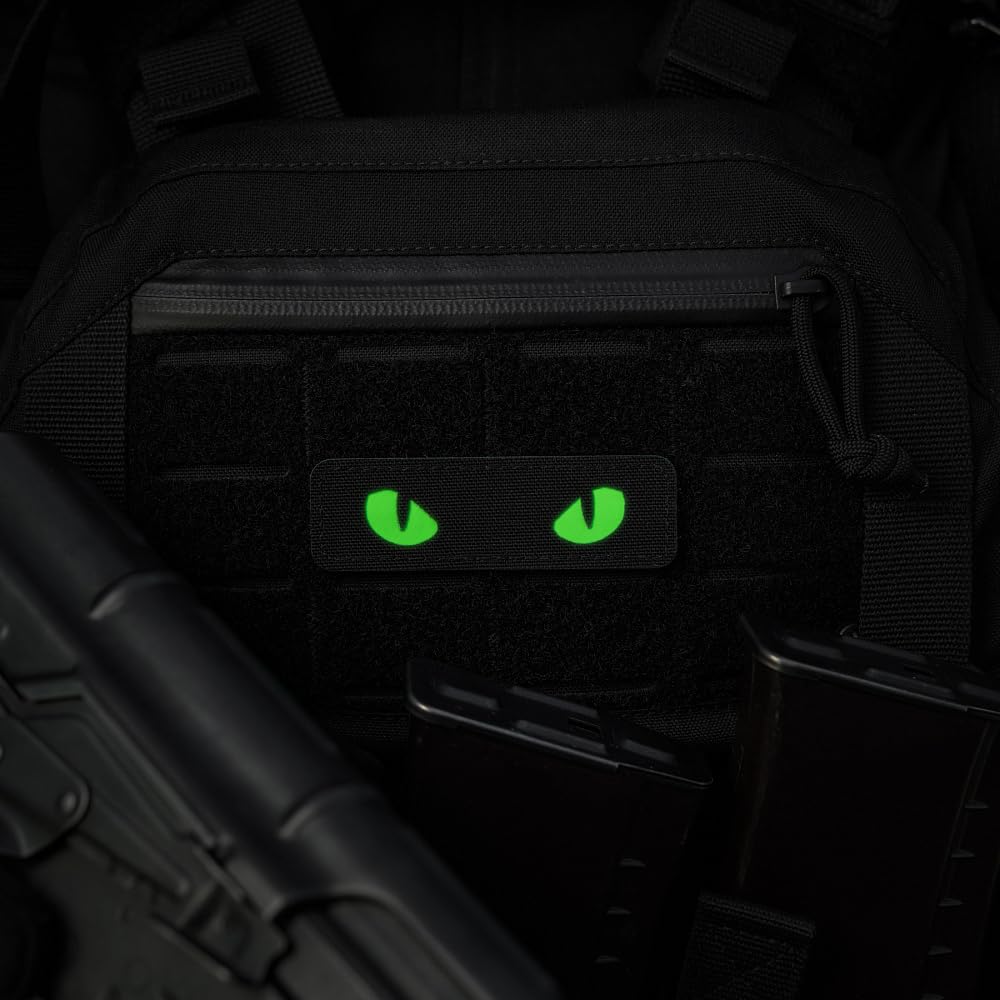 M-Tac Naszywka Cat Eyes Laser Cut, czarny/zielony