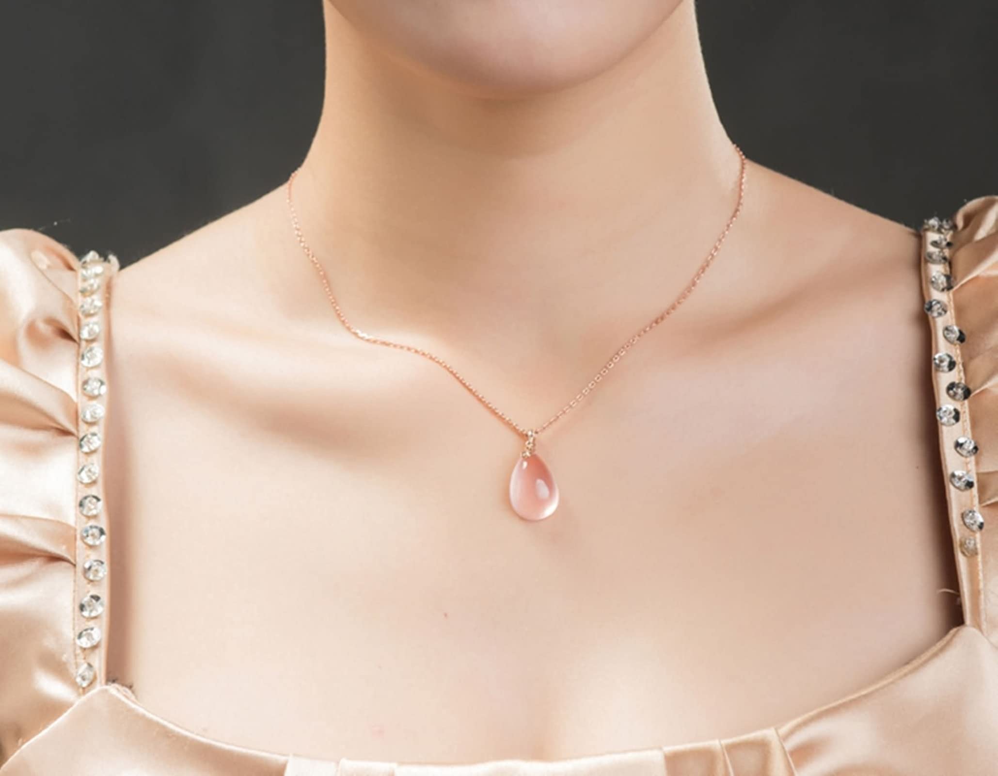 Damen-Halsketten-Anhänger, Rosenquarz-Halskette mit VS-Rosenquarz-Edelstein mit sehr gutem Schliff, 18 Karat, luxuriöse Damen-Halskette als Geschenk