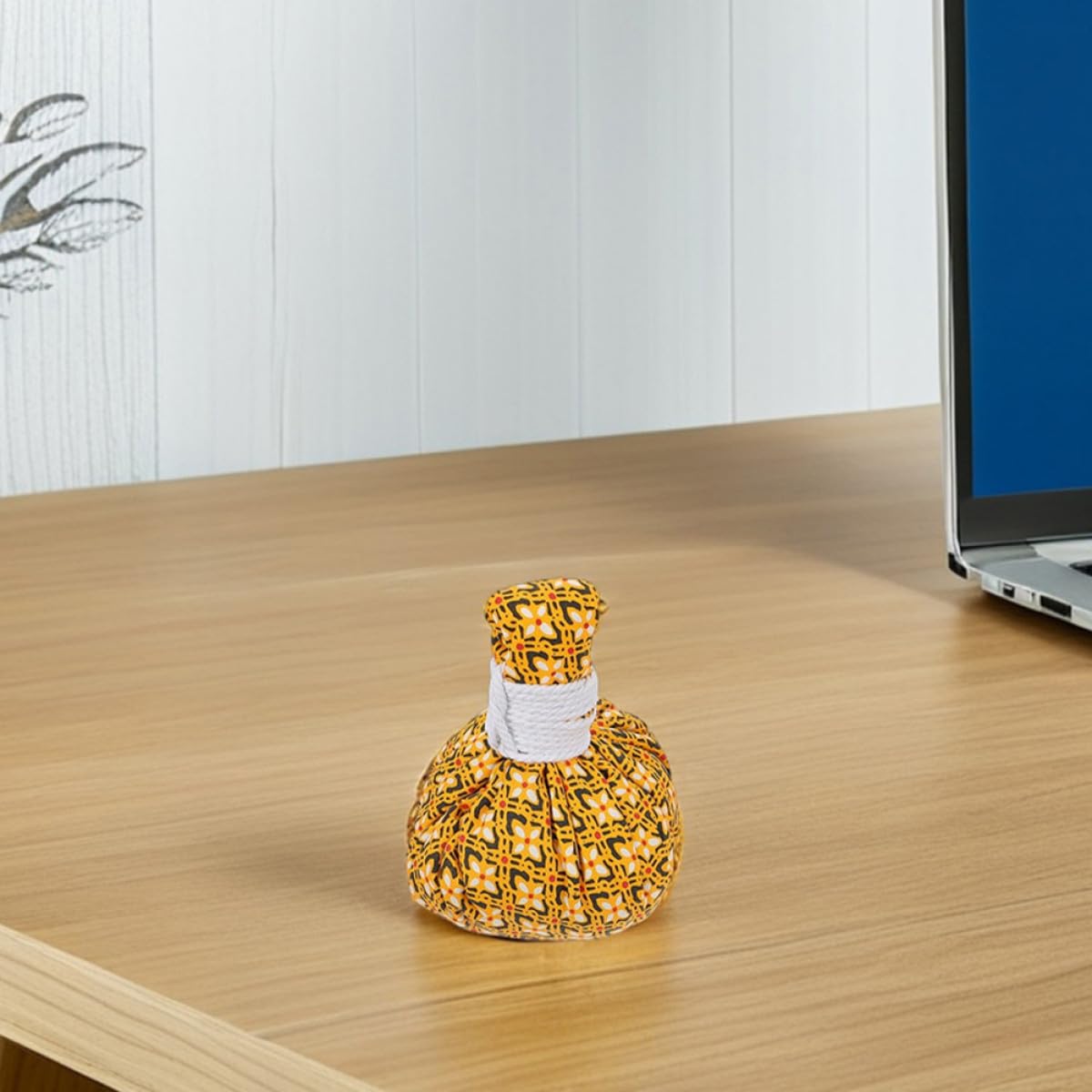 Vaguelly 4 Balones de Masaje de Spa Amarillas de Tela, Textura Agradable para Uso Corporal Completo, Herramienta Manual Adecuada para Relajación en Casa o Viaje