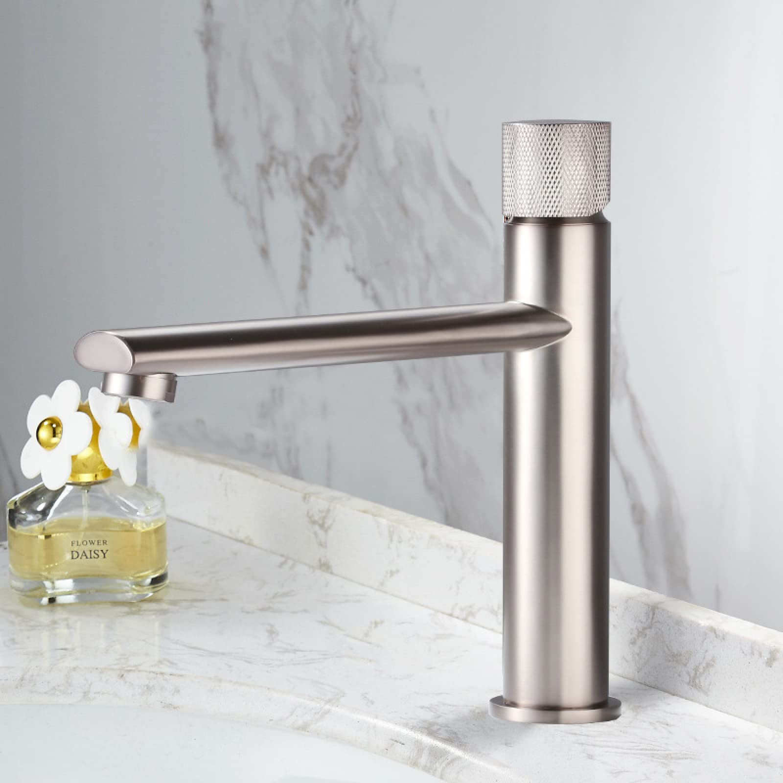 Robinet pour évier de salle de bain noir eau chaude froide zen