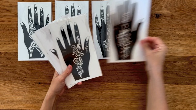 Stencil Per Tatuaggi Temporanei Banya - 8 Fogli Modello, Per Henn&eacute;, Glitter E Airbrush