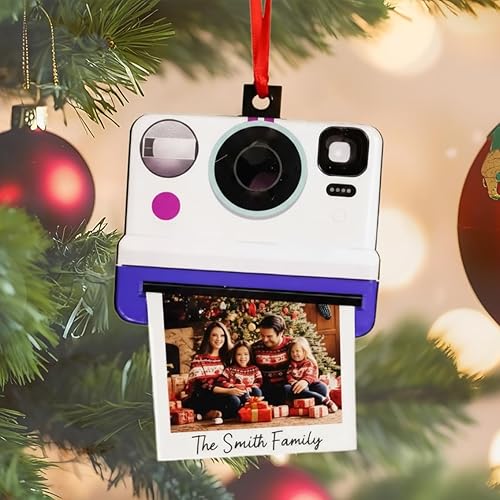 Miniatura 2 de Adorno de cámara retro familiar personalizado 2025  Decoración de Navidad con foto personalizada, regalo único de recuerdo de imagen acrílica para