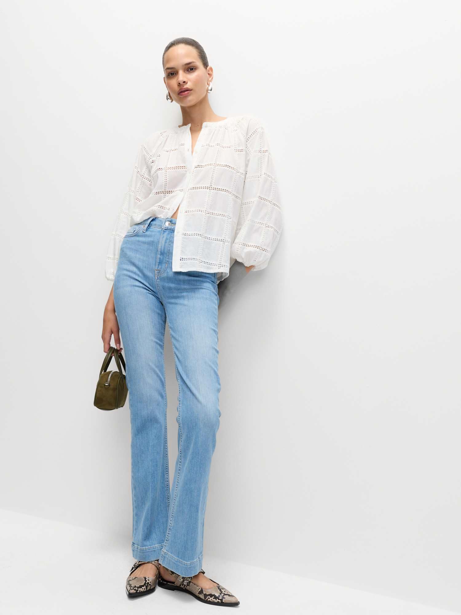 Marks & Spencer Jean Taille Haute Coupe Slim et évasée, plissé sur Le Devant