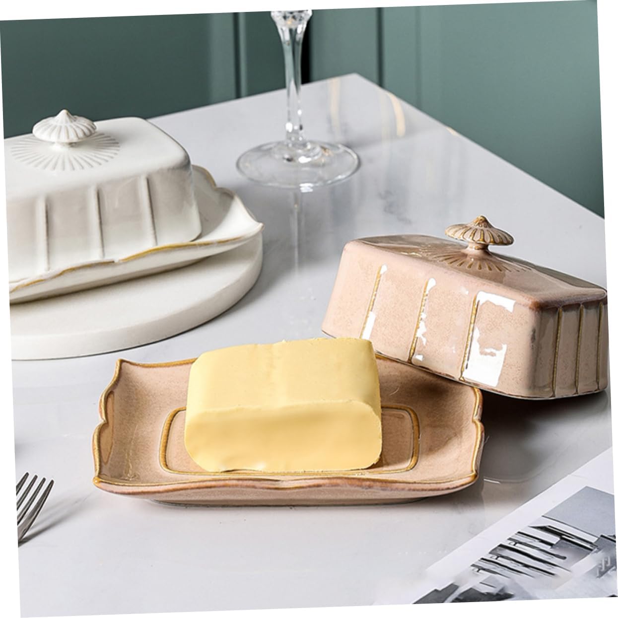 Ceramic Butter Tray with Lid Elegant Rectangular Butter Serving Plate in Khaki Snacks Easy to Clean and Wear Resistant Kitchenware
