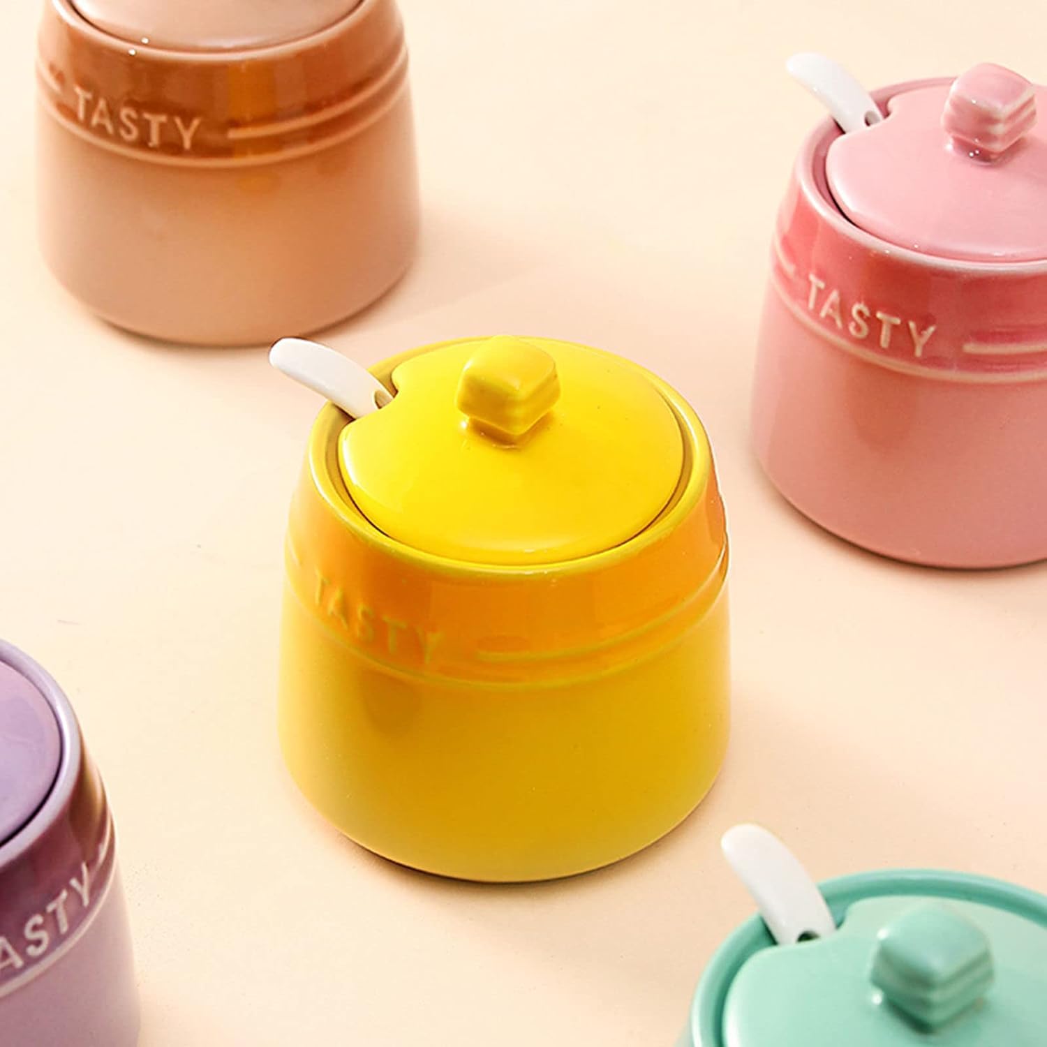 Un bol de sucre, un récipient de sucre Pot à sucre en céramique dégradé français avec couvercle, sucrier solide avec cuillère, pot à épices en porcelaine, rangement de décoration de cuisine - Rouge