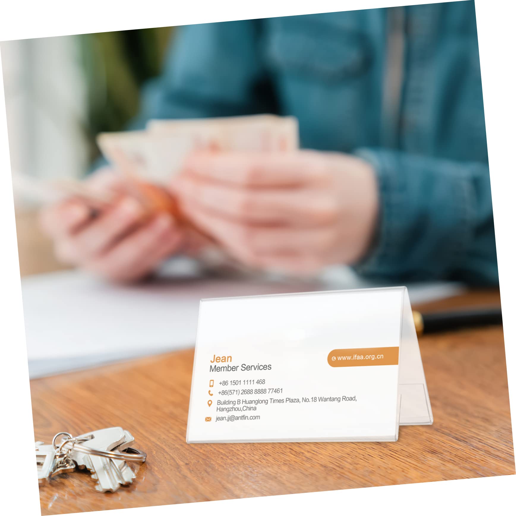 HOMSFOU 4 Sätze Teiliges Acryl Namensschild V Förmiger Tischaufsteller Für Konferenzen Und Veranstaltungen Doppelseitige Präsentation Für Meetings Restaurants Und Hotels 10 Stück * 4