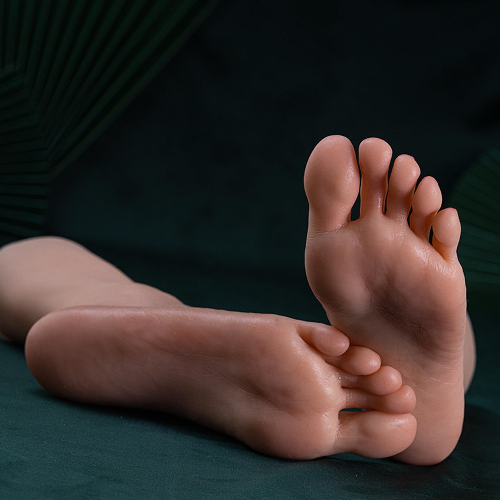 Piede realistico in silicone per fotografia, oggetti di scena e gioielli