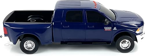 Big Country Toys Realistic Ram 3500 Mega Cab - Enganche de juguete y remolque, escala 1:20, juguetes de granja para niños de 3 años