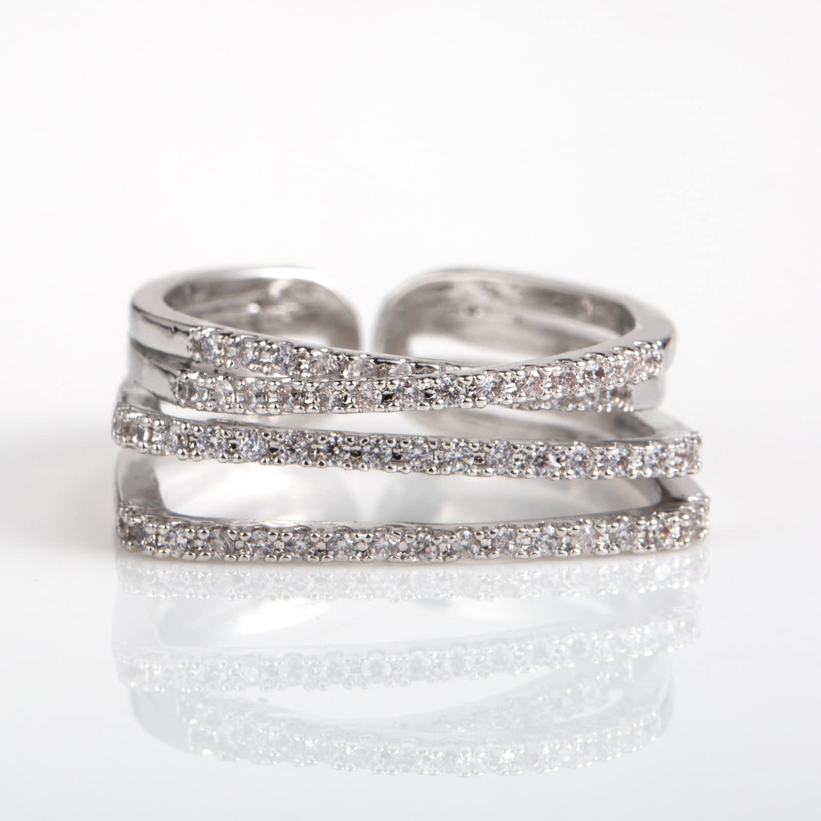 Bague étoile exagérée en cuivre idéale pour illuminer vos soirées