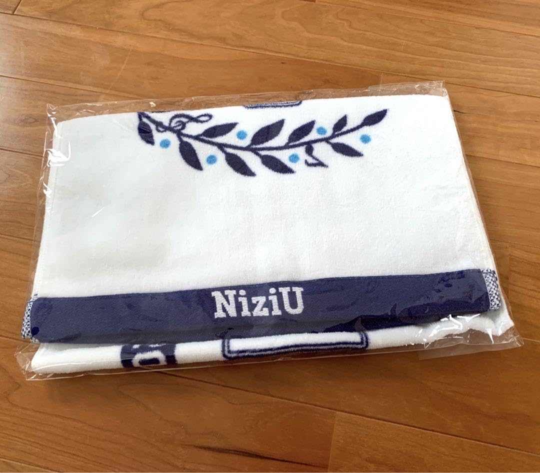 NiziU - NiziU JYP JAPAN POPUP STORE 2023 フェイスタオル NiziU - NiziU JYP JAPAN POPUP STORE 2023 フェイスタオルの
