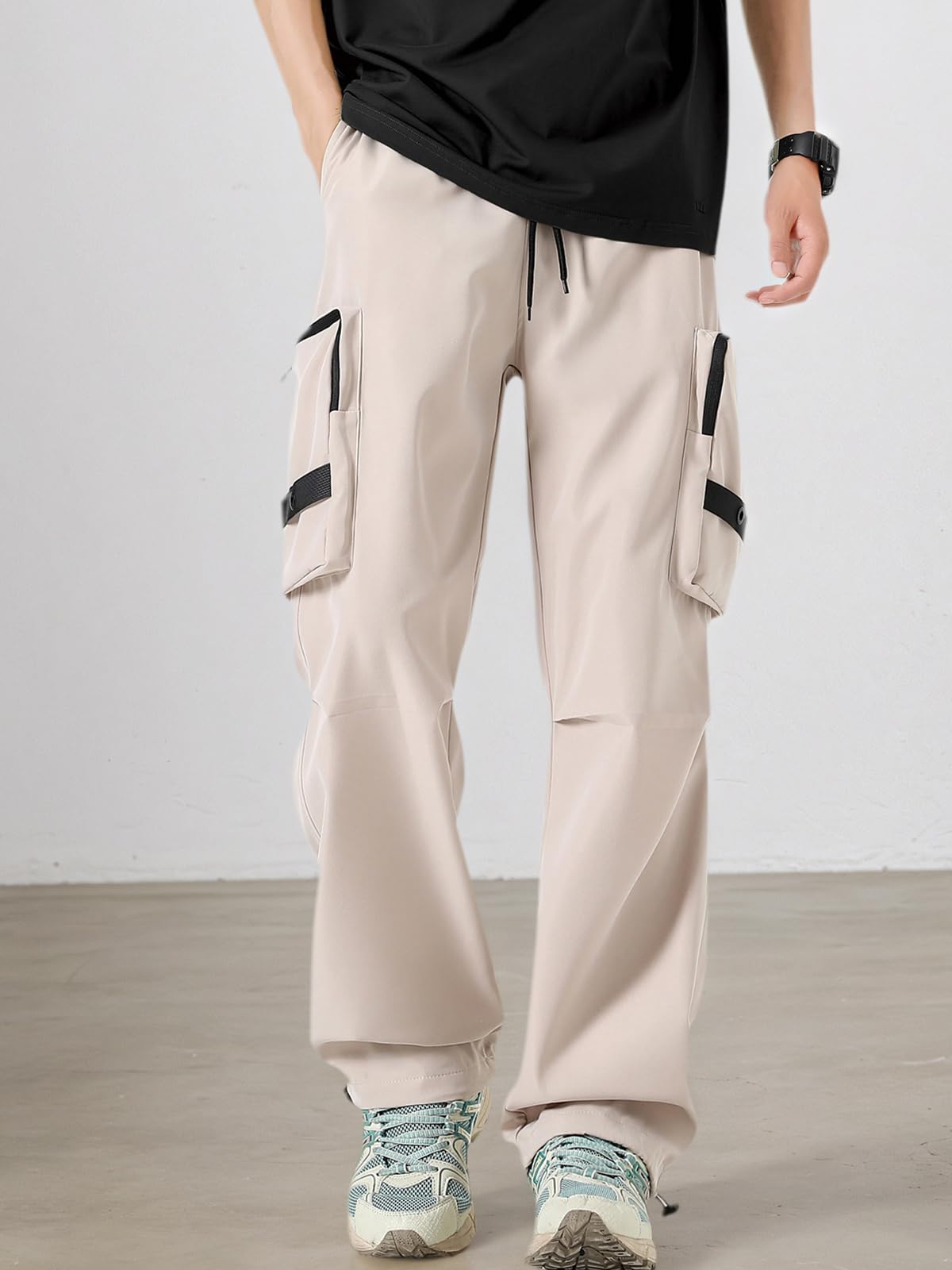 Men's Outdoor Hiking Pants Lightweight Breathable with Pockets