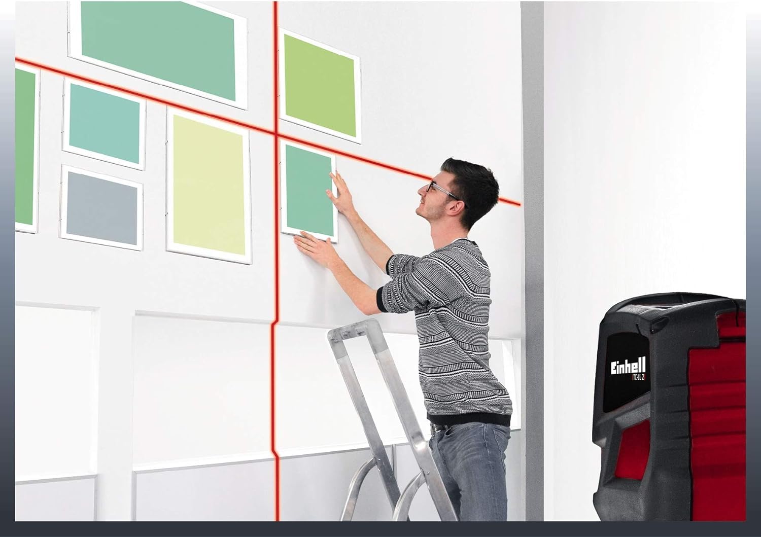 Einhell Niveau laser croix TC-LL 2 (Portée 8 m, Projection facile d'une croix laser, Niveau à bulle digital) Livré avec pince universelle et sacoche de rangement