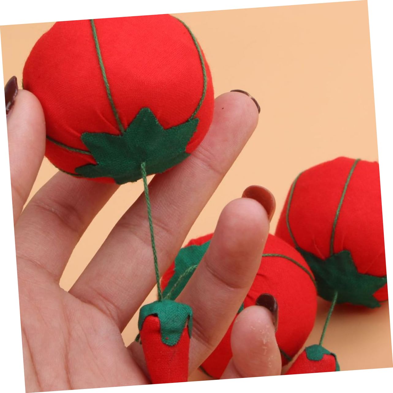 LALAFINA Cute Pin Cushion Sewing Tomato Pins Compact Needle Bag for Home Quilting
