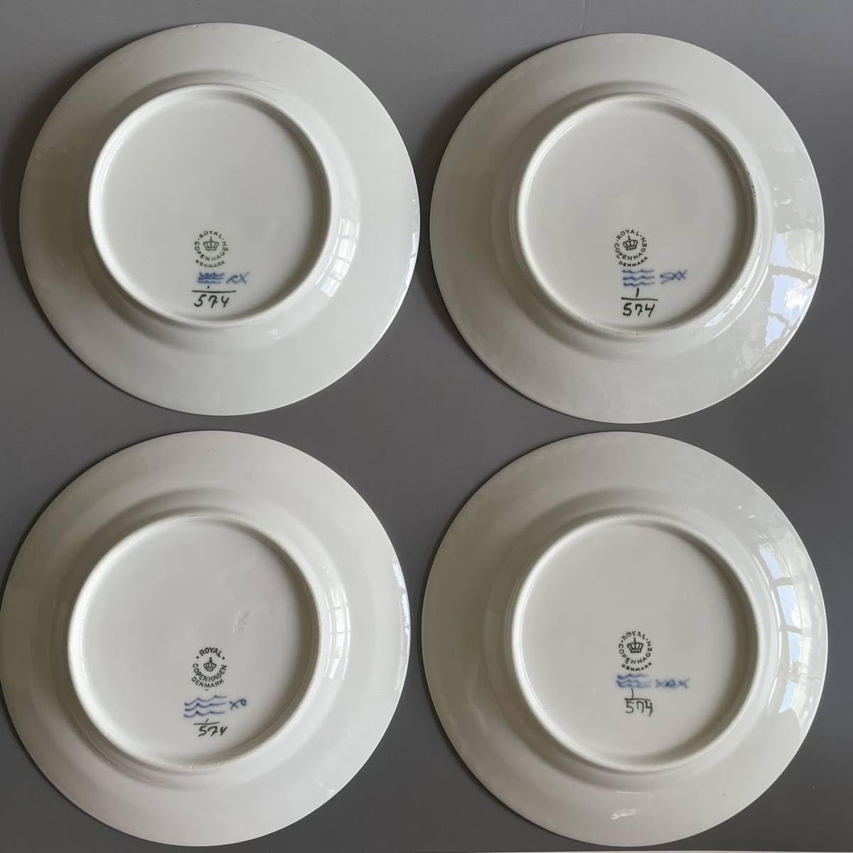 ロイヤルコペンハーゲン 574 ブルーフルーテッド ハーフレース プレート4枚 ブルーフルーテッド ロイヤルコペンハーゲン 102 ハーフレース