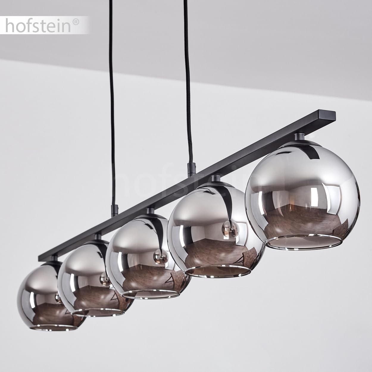 Pendelleuchte Koyoto, Hängelampe aus Metall/Glas in Schwarz/Chromfarben, Hängeleuchte im Retro/Vintage-Design mit Glasschirmen (Ø 15 cm), 5-flammig, Höhe max. 111,5 cm, 5 x E27, ohne Leuchtmittel