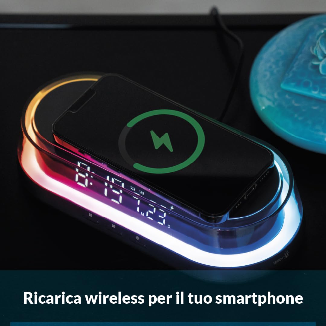 Rainbow Stazione da Comodino Multifunzione con Lampada LED RGB, Orologio Digitale, Sveglia, Temperatura e Ricarica Wireless Qi 15W, Display LED USB-C (Nero)
