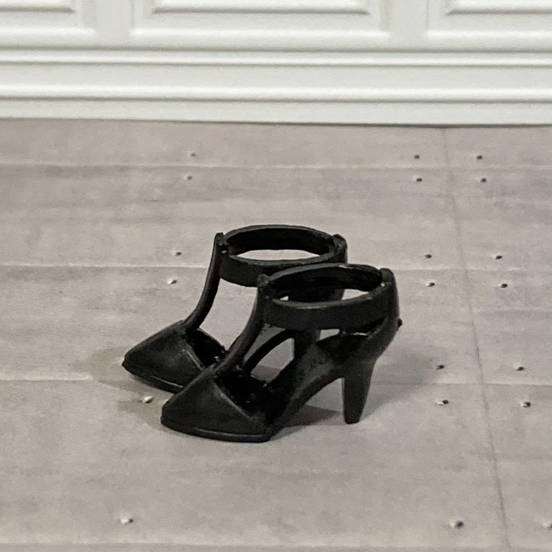 リカちゃん☆お靴 黒いストラップ靴 ハイヒール リカちゃん☆お靴 黒いストラップ靴 ハイヒール