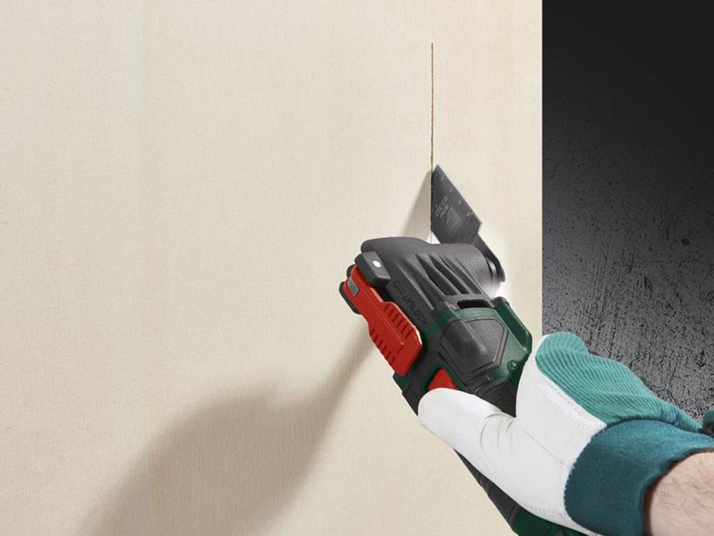 Strumento multifunzione a batteria ricaricabile PAMFW 20-Li A1, con luce di lavoro a LED integrata