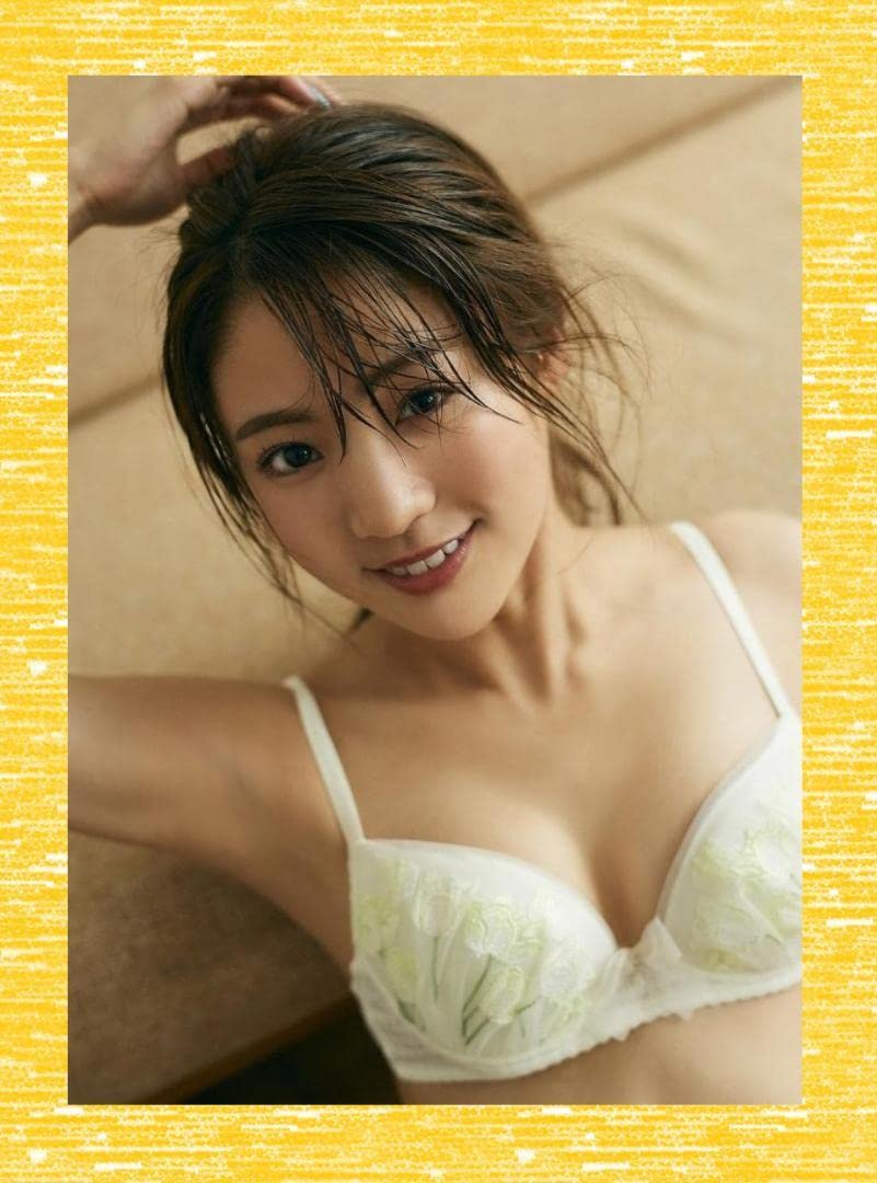 Amazon.co.jp: 志田友美 A 特撰写真 2L判 20枚 水着 下着 グラビア