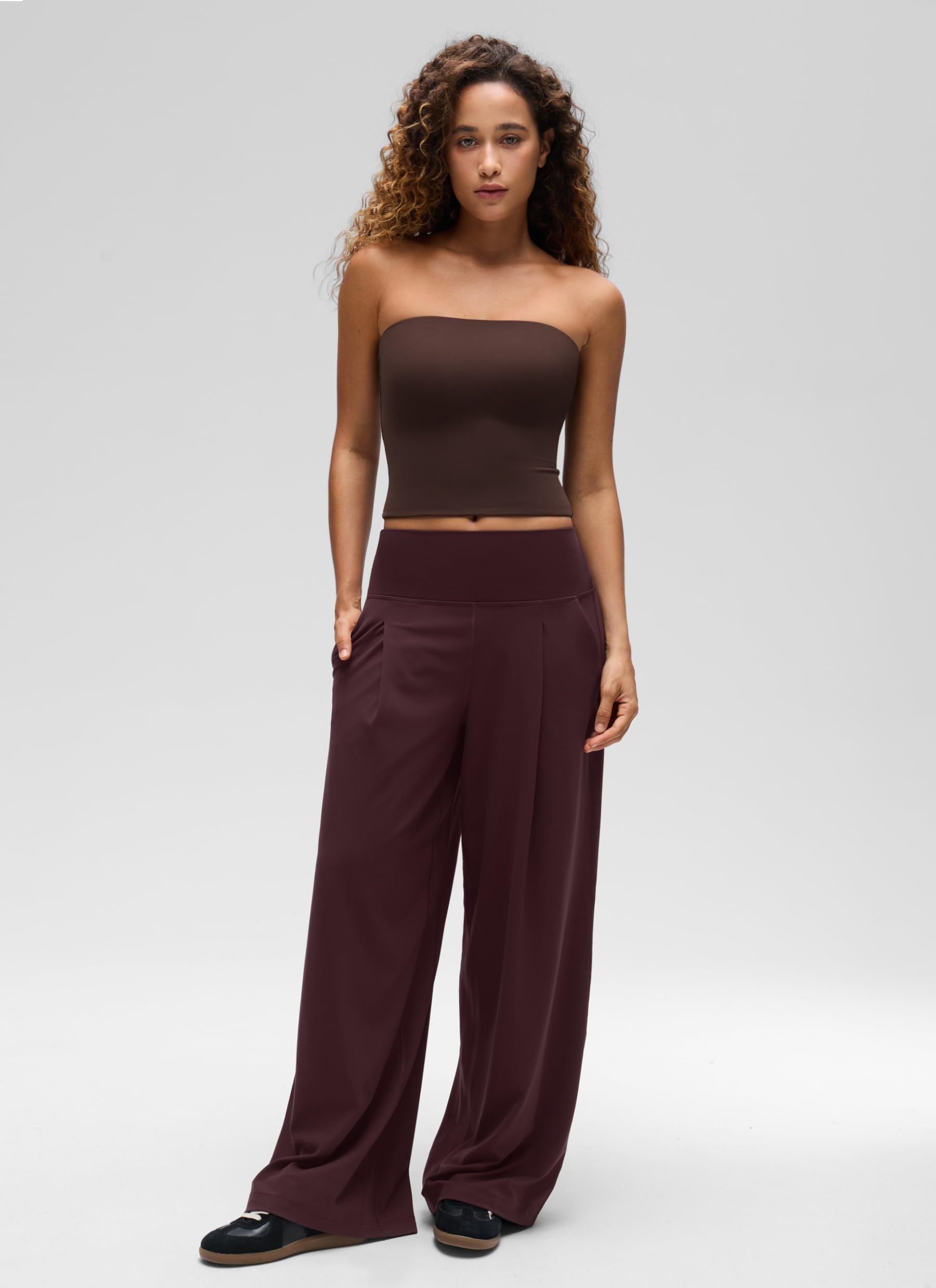 CRZ YOGA Dwurzędowy top typu crop tub | Butterluxe, casualowy, wyjątkowo miękki, dopasowany, z elastycznym wykończeniem, bez ramiączek, damski