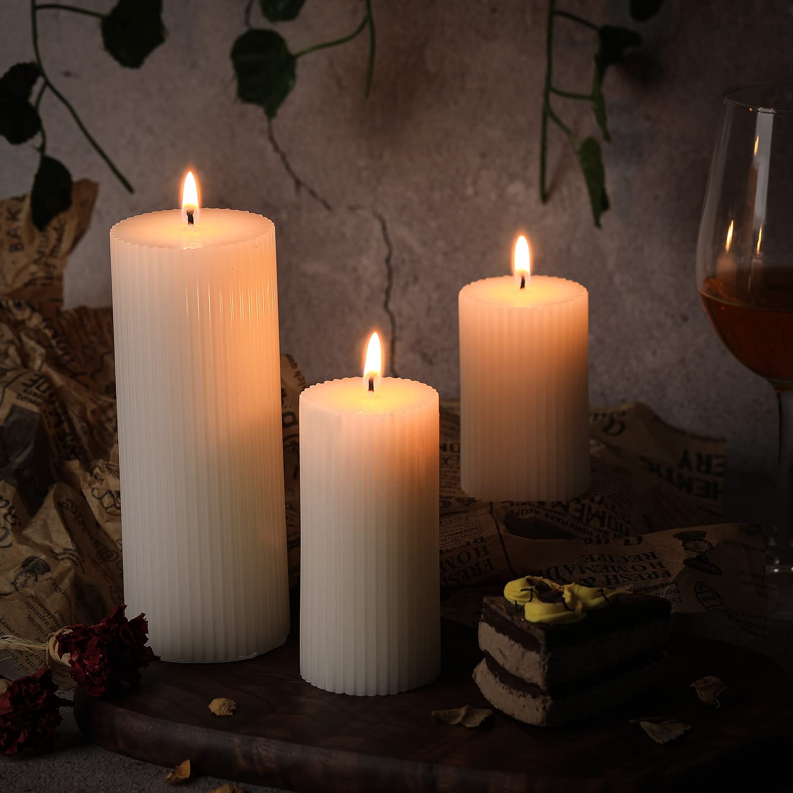 Mtlee 3 Pcs Ribbed Pillar Candles Heights 3 Inch, 4 Inch, 6 Inch Handmade Pillar Soy Wax Scented Candle Freesia Scented Candles Home Decor for Wedding Bedroom Birthday Valentine's Day (White)