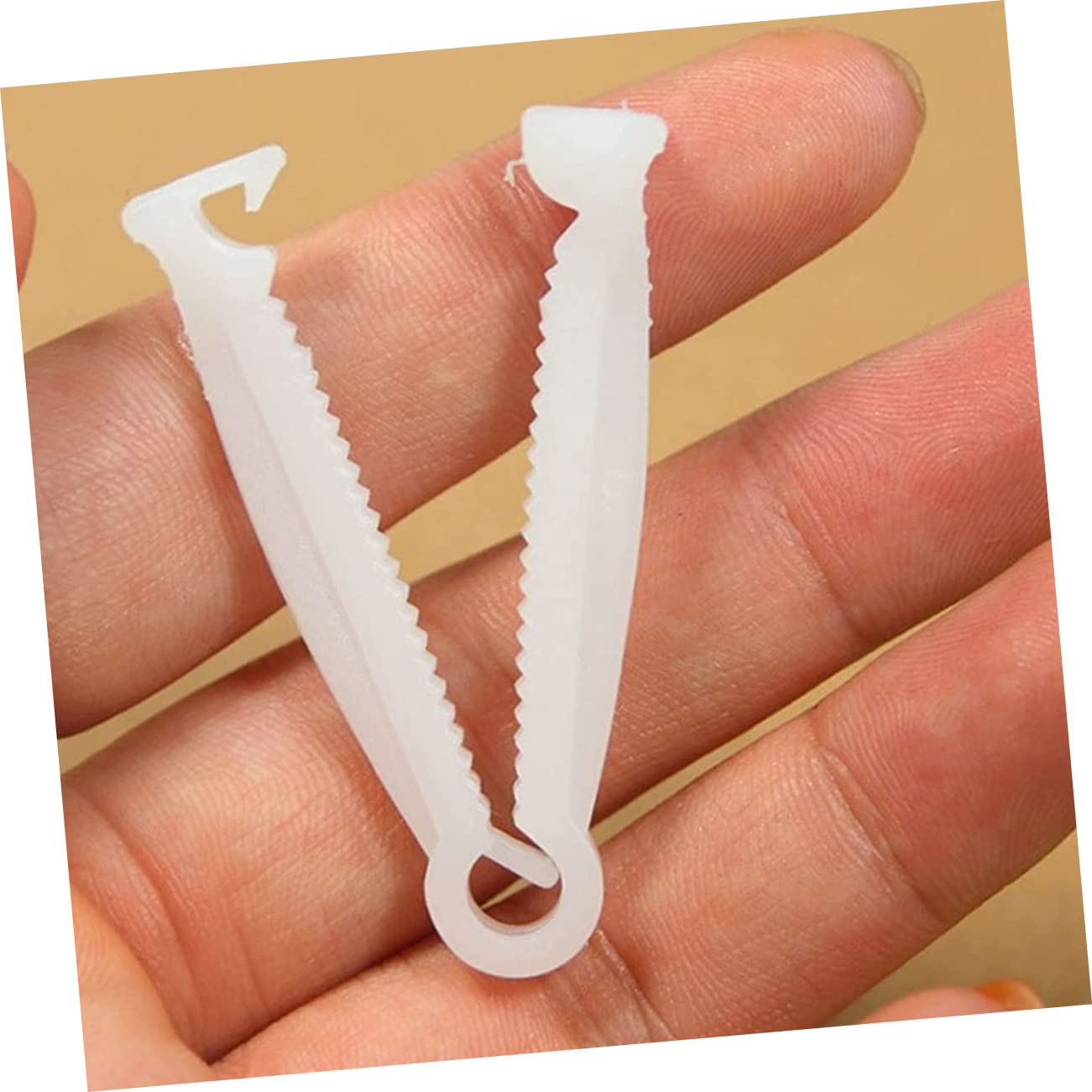 Abaodam 2 Sets Livestock Birth Supplies Cord Clips Clamps Vet Birth Kit Disposable