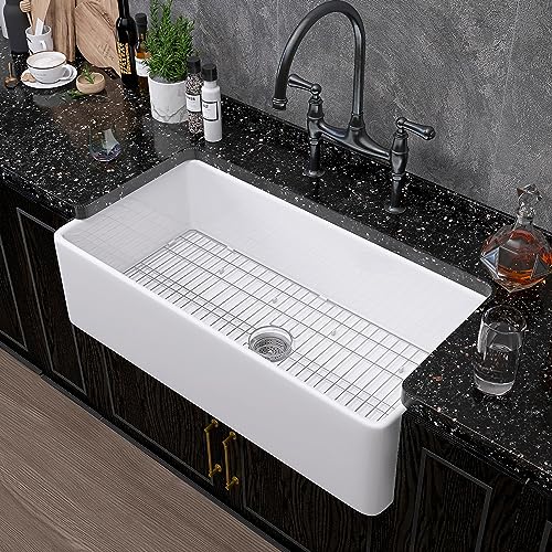 Apron Vs. Farmhouse Sink What Is The Difference? Mr. Kitchen Faucets