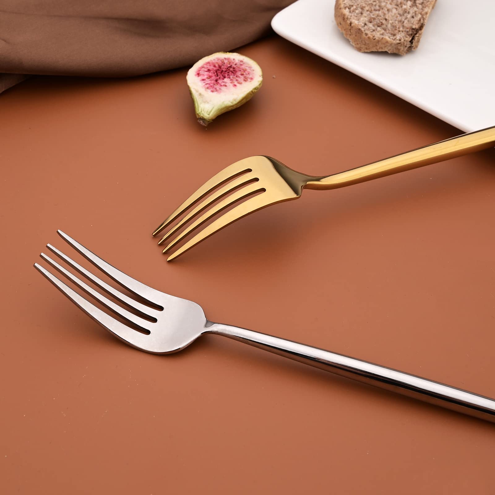 Snplowum 4pcs Classic Gold Salad Fork Set, 18/10 Stainless Steel Kitchen Utensils, Elegant Design Table Flatware Mirror Polish, 7.28 inch, 1.41oz