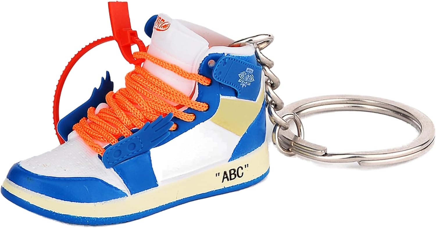 MPK 3D Mini shoe keychain Novelty and interesting gadgets