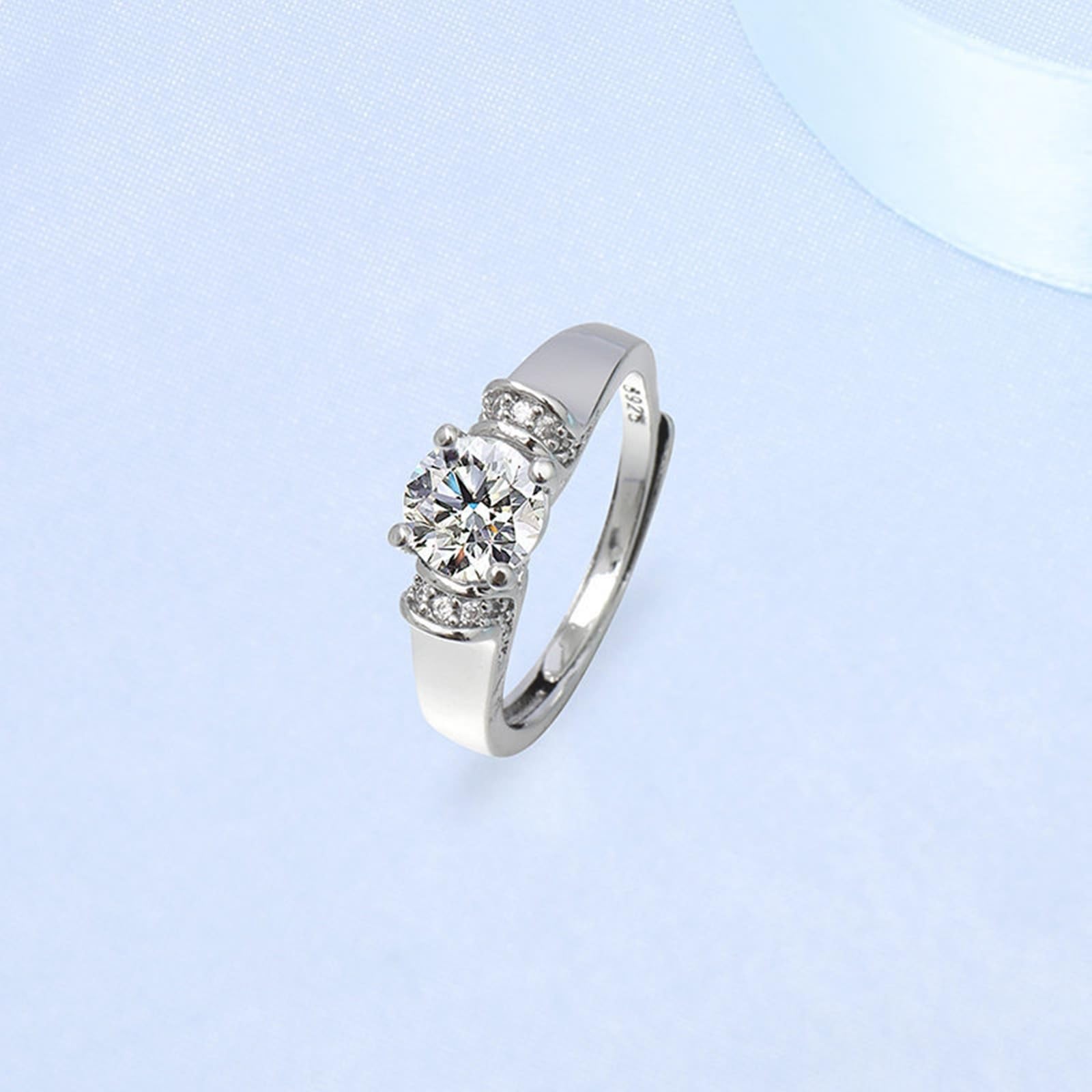 Anelli Donna Oro Bianco 18K, Fedine Fidanzamento Donna Elegante Regolabile con A 4 Punte Diamante Sintetico Rotondo Anello per Mamma, Fidanzata, Sposa
