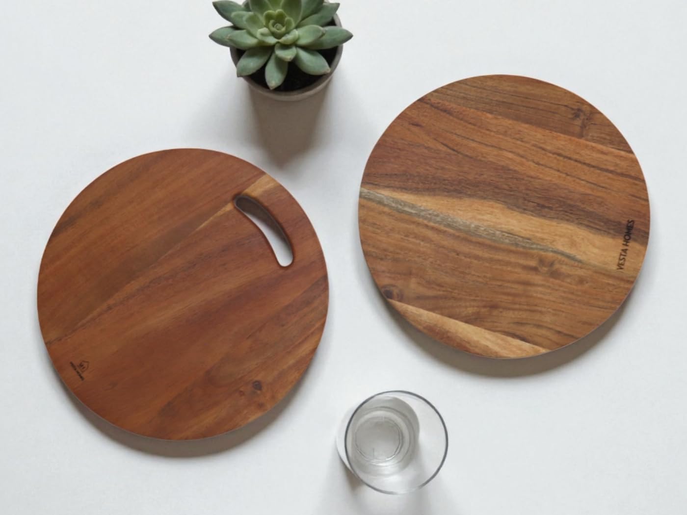 Vesta Homes Tablas de cortar redondas para cocina, juego de 2 tablas de cortar de madera grandes, tabla de embutidos de acacia, tabla de servir para frutas, verduras y queso, 12 x 12 pulgadas, 11.6 x