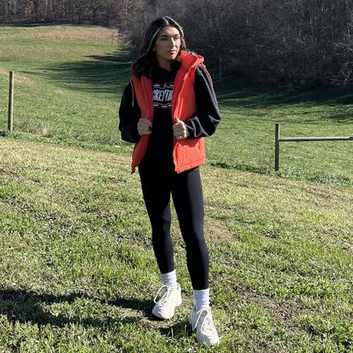 Micoson Puffer Vests for Women Winter Sleeveless Hooded Jacket Quilted Zip Up Stand Collar Gilet with Pocket Loose Fit2