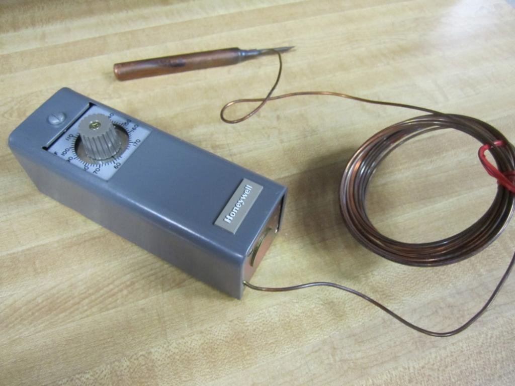 Honeywell T991A1194/U Modulating Temperature Controller