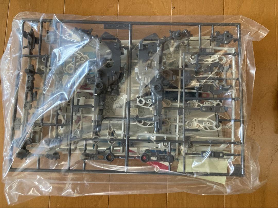Amazon.co.jp: ゾイド プラモデル ドントレス(カマキリ型) 特殊部隊 