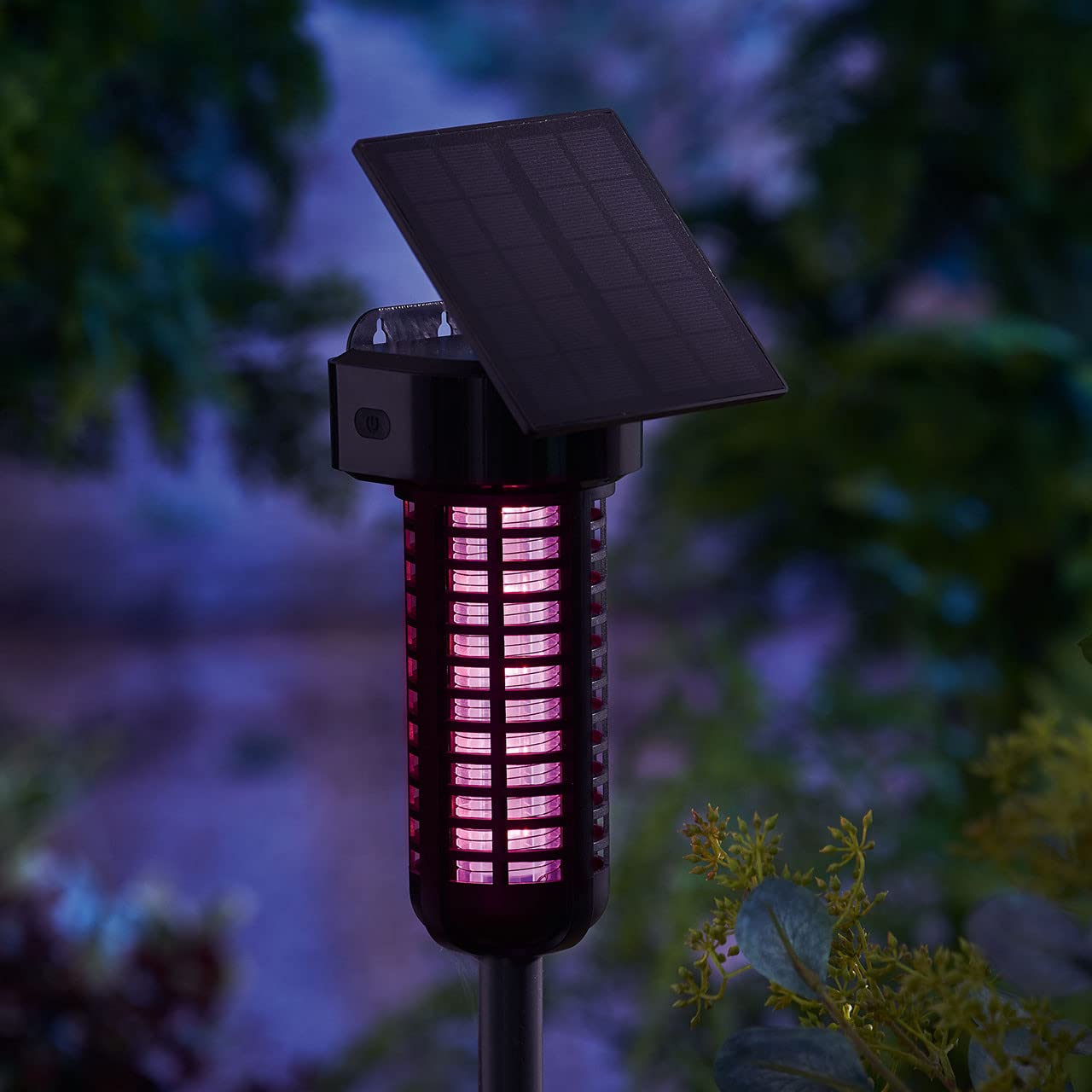 Dual Powered Outdoor Garden Insect Killer Lamp - Solar Powered or USB Rechargeable Staked Chemical Free Rainproof Zapper with 15 LEDs – Attract & Zap Flies, Mosquitoes, Midges & Bugs
